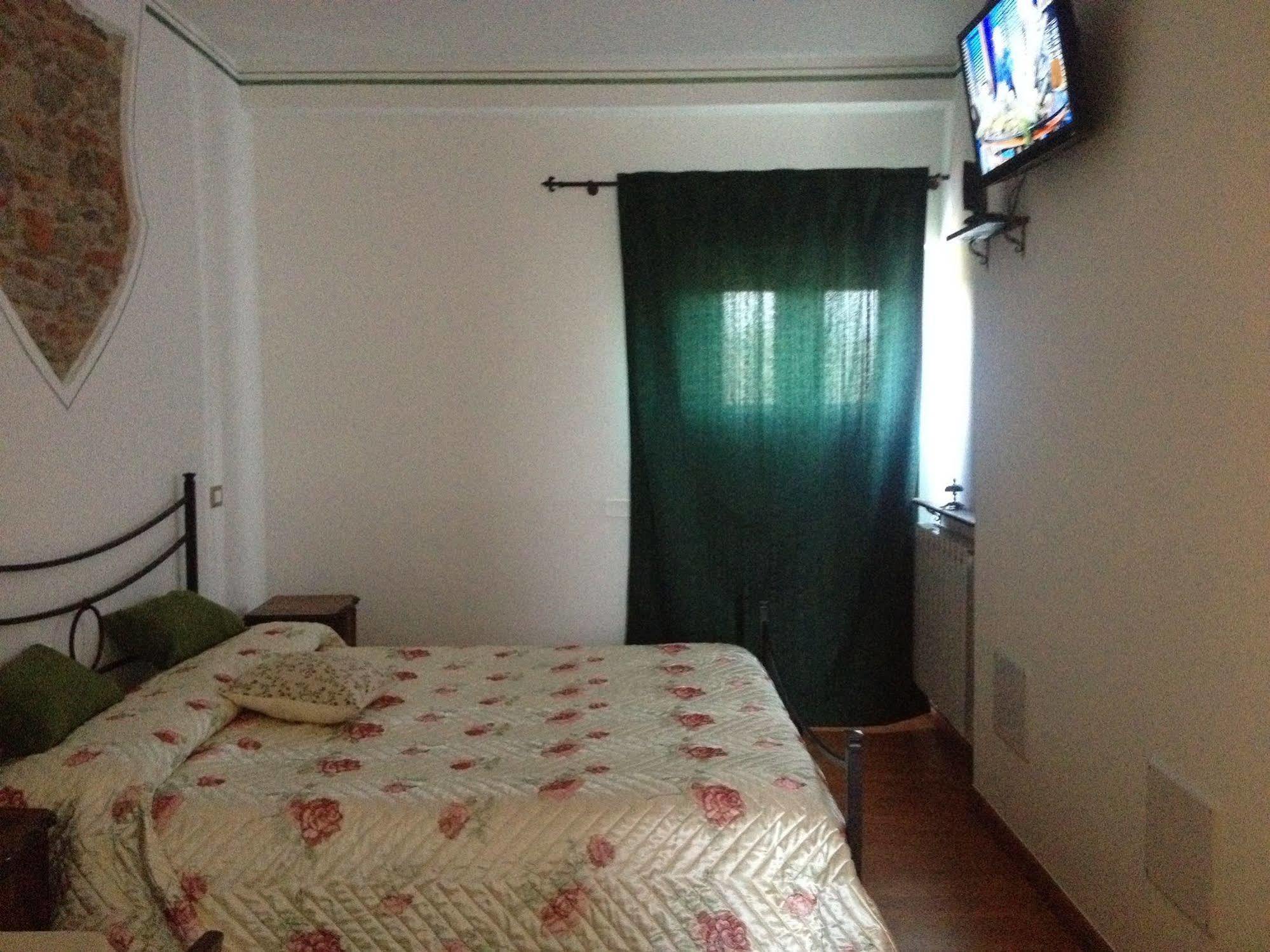 B&B Al Castello Casale Litta Kültér fotó